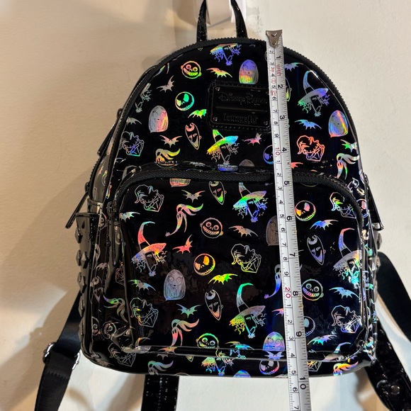 LOUNGEFLY DISNEY The Nightmare before Christmas Black Holographic Mini Backpack - Picture 3 of 12